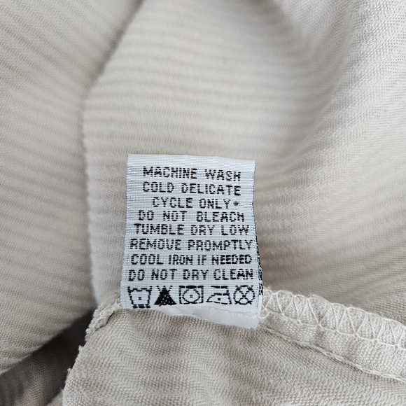 Velvet Heart Corduroy Shirt Beige Long Sleeve Button Up Oversized Shacket Medium - Picture 7 of 7